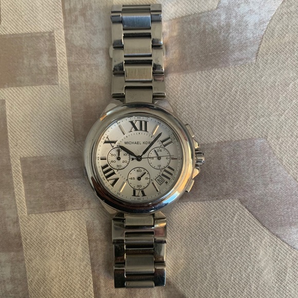 Michael Kors Women’s Watch - Picture 4 of 8